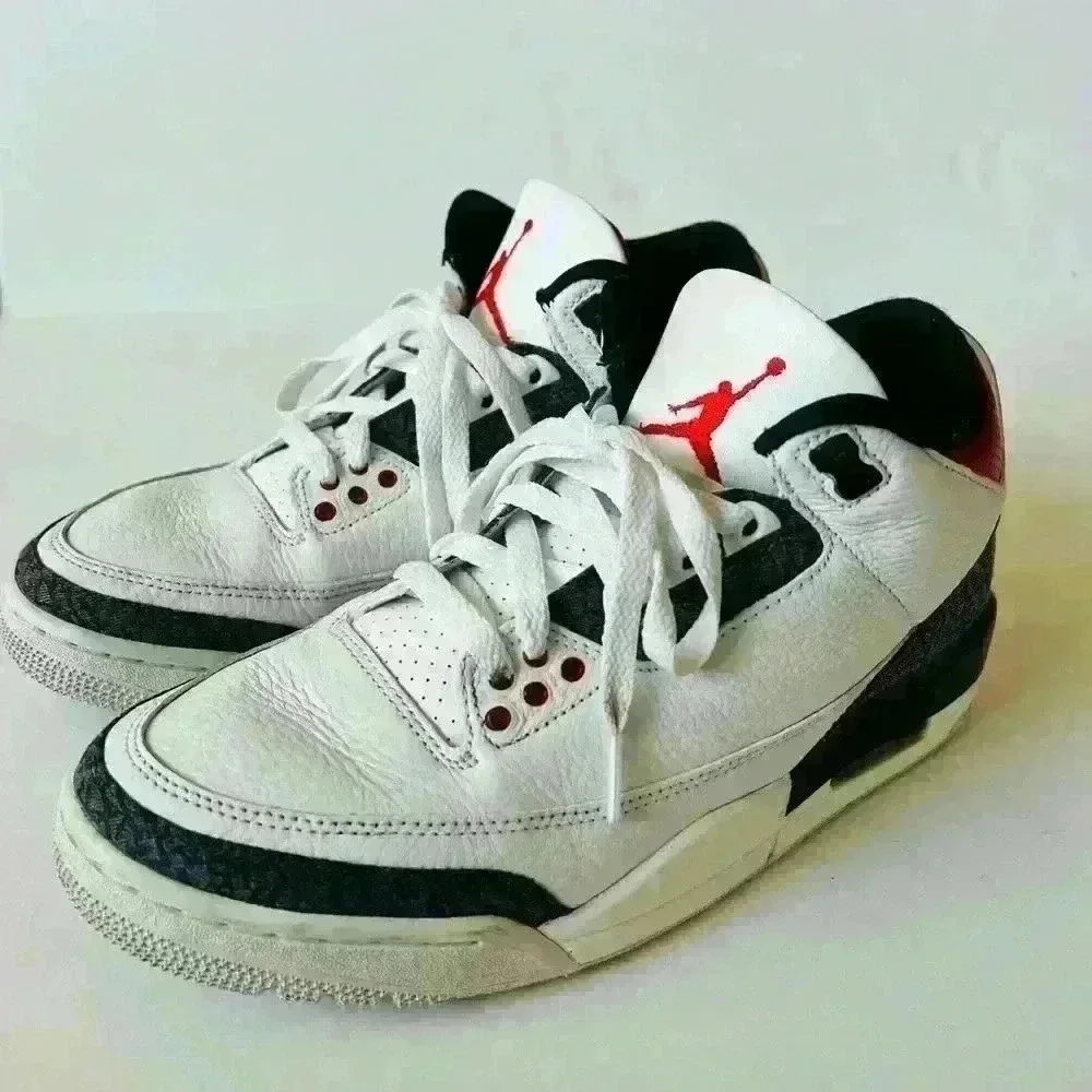 Air Jordan 3 SE Retro Denim Fire Red Sneakers
